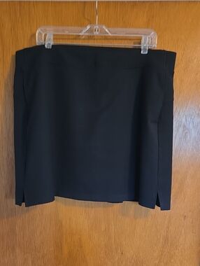Classic Black Women's Mini Skorts